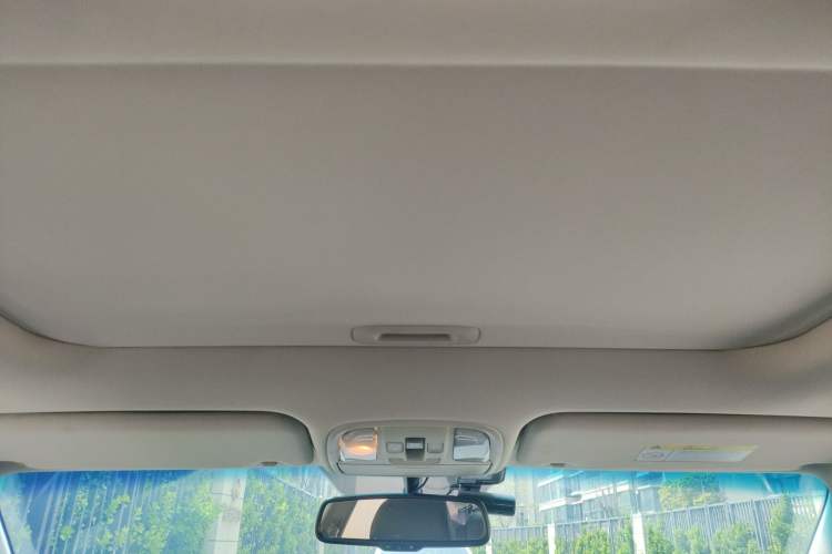 Used Kia K5 2016 2.0L Automatic GLS