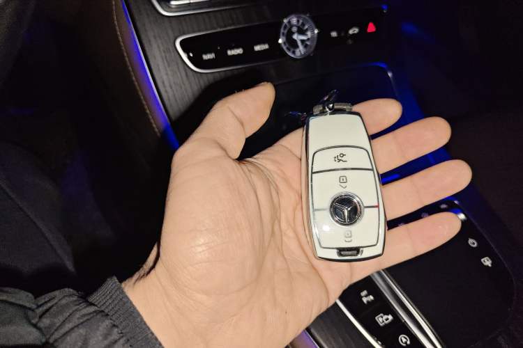 Used Mercedes-Benz E-Class 2020 E 300 L Sporty and Stylish Model