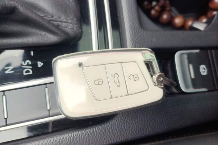 Used Volkswagen FAW-Volkswagen CC 2021 380TSI Striking Edition
