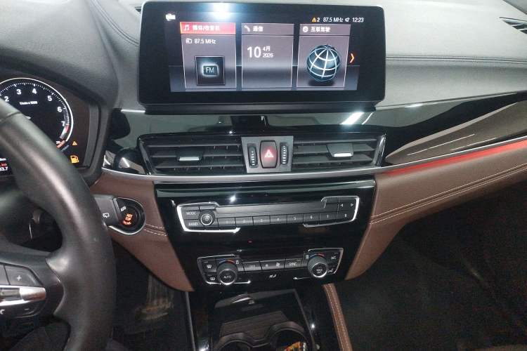 Used BMW X2 2021 sDrive25i Leading Model M Off-Road Package Audio And AC Panel