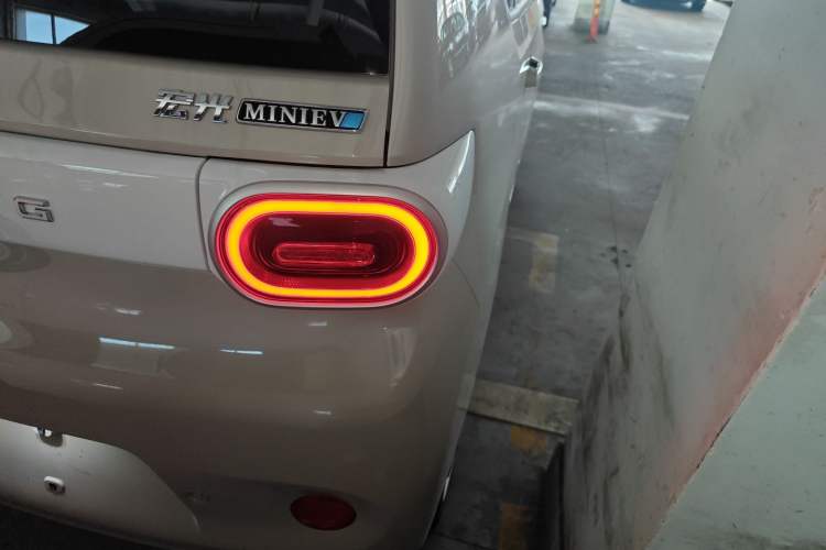 Used Wuling Hongguang MINIEV 2024 3rd Generation 215km Youth Edition
