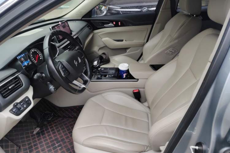 Used Hongqi H5 2018 30TD Smart Connect Dynamic Edition
