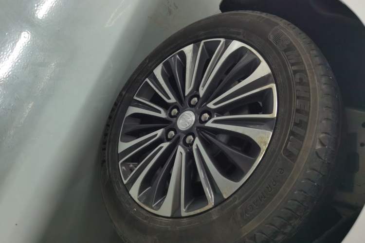 Used Buick GL8 2020 ES Land Cruiser 653T Luxury Model