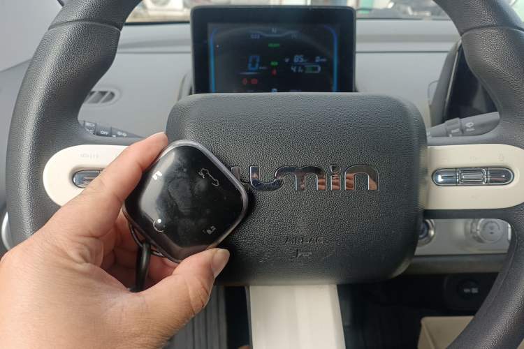 Used CHANGAN NEVO Lumin 2022 210km Sweet Edition