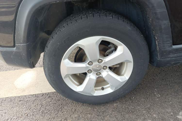 Used Jeep Compass 2019 220T Automatic Family Edition