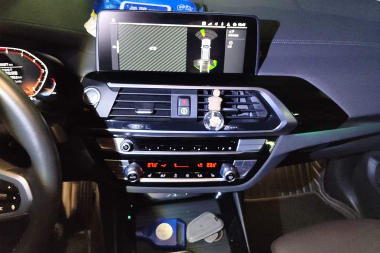 Used BMW X3 2020 xDrive25i M Sport Package Audio And AC Panel