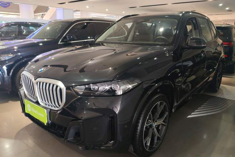 Used BMW X5 2023 xDrive 30Li Luxury M Sport Night Edition Package