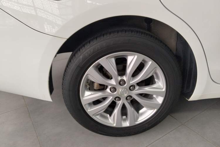 Used Buick GT 2021 Revised Version Flagship 1.5L Automatic Elite Edition Right Rear Wheel Hub