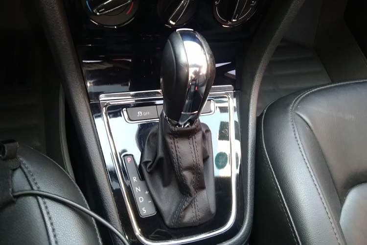 Used Volkswagen Bora 2014 1.6L Automatic Comfort Model
