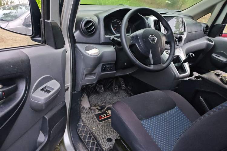 Used Nissan NV200 2012 1.6L 232 Seats Zunya Trim
