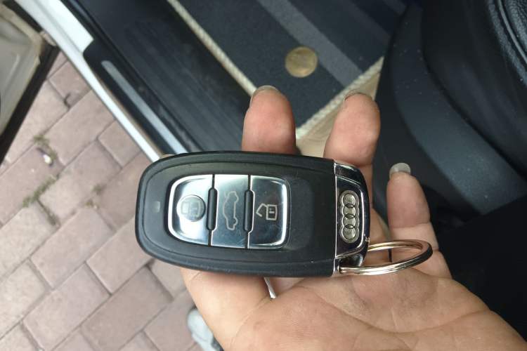 Used Audi Q5 2011 2.0TFSI Technology Model
