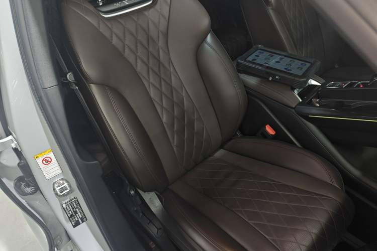 Used Wey Mocha 2021 2.0T Four-Wheel Drive Premium Edition
