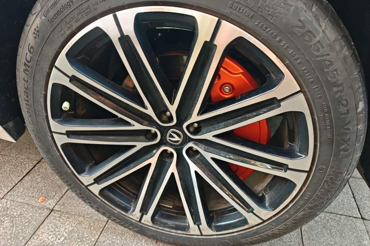 Used CHANGAN UNI-K iDD 2023 Smart Electric iDD 1.5T 135km Smart Leading Model Right Front Wheel Hub