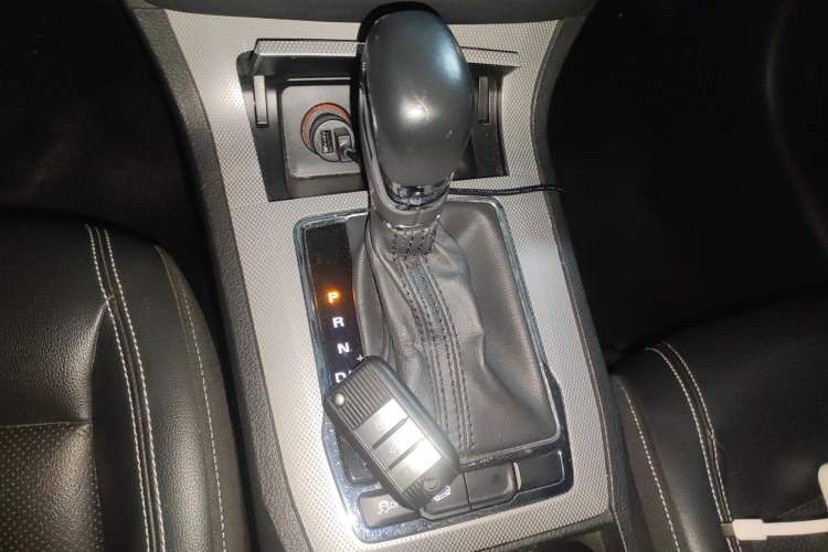 Used Roewe RX5 2018 20T Two-Wheel Drive Automatic Flagship Edition
