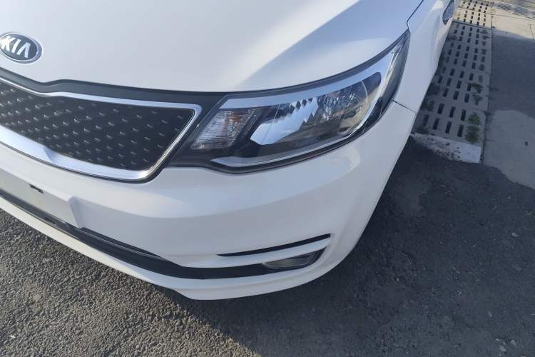 Used Kia K2 2015 Sedan 1.4L MT GLS