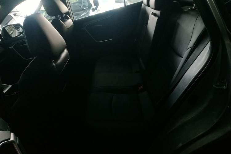 Used Toyota Wildlander 2023 2.0L CVT Four-Wheel Drive Luxury PLUS Edition
