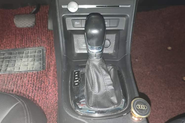 Used Roewe 360 2017 1.5L Automatic Luxury Edition
