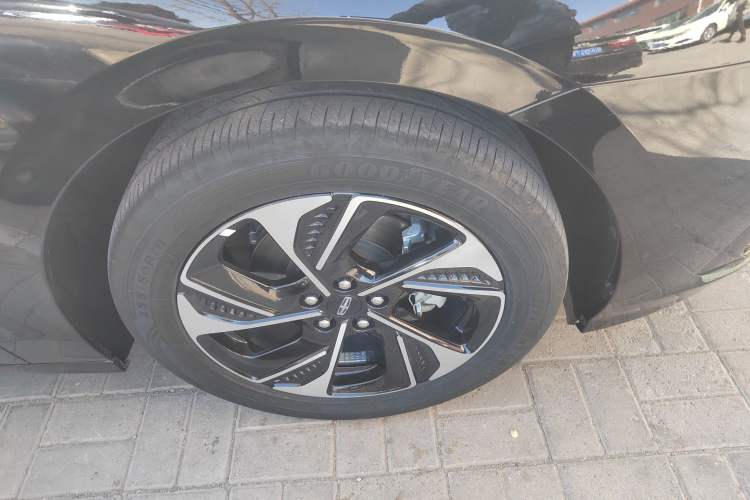 Used Lincoln Z 2022 Facelift iCool Deluxe Edition
