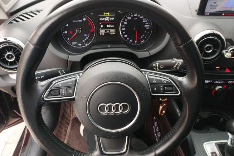 Used Audi A3 2015 Limousine 40 TFSI Automatic Comfort Model
