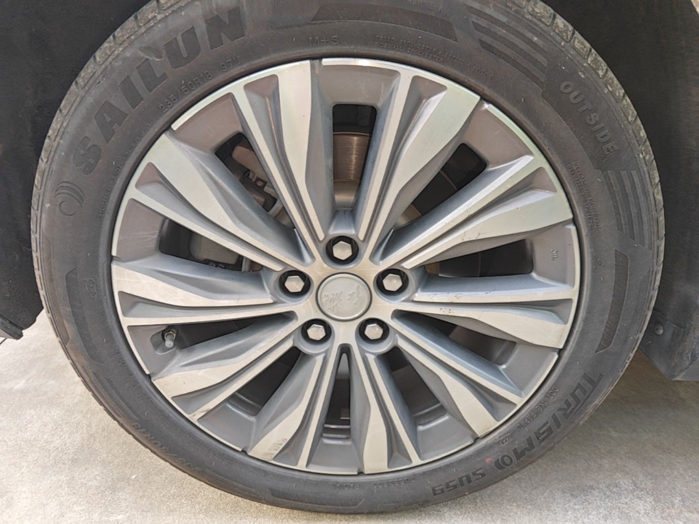 Hongqi E-QM5 2024 450km Range Commuter Version — снимка 11