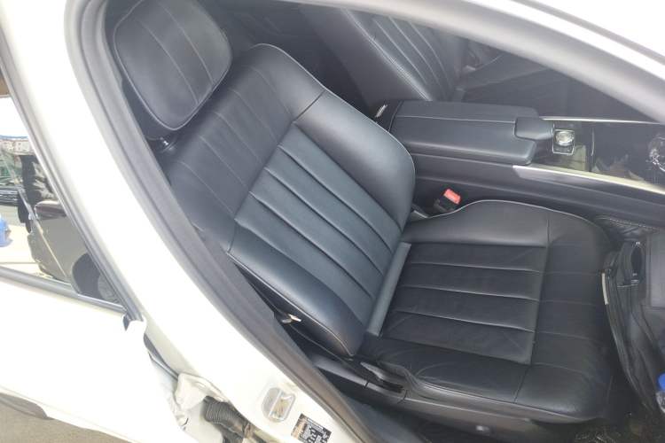 Used Mercedes-Benz E-Class 2015 E 320 L Sport 4MATIC