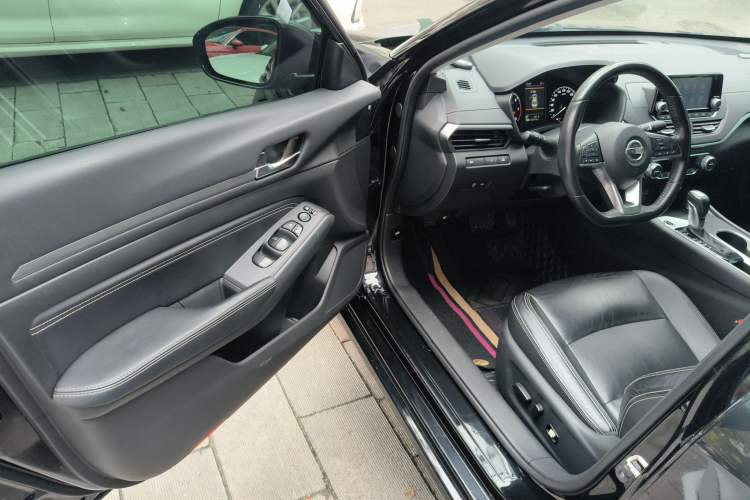 Used Nissan Teana 2019 2.0L XL Comfort Edition Driver Seat