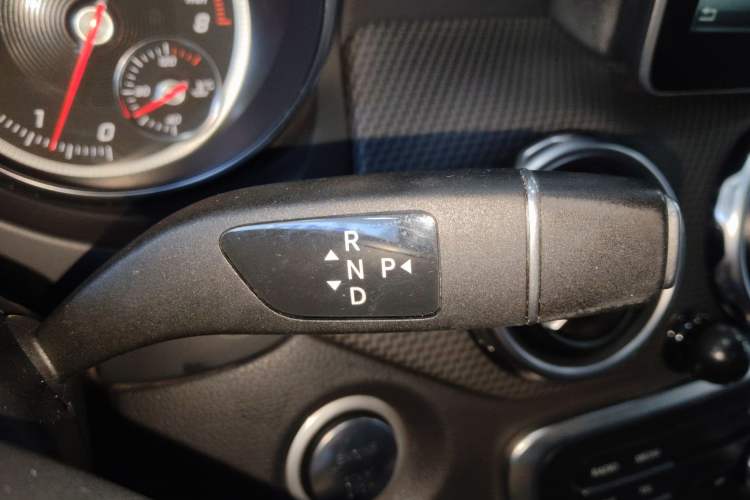 Used Mercedes-Benz GLA 2017 GLA 220 4MATIC Fashion Model
