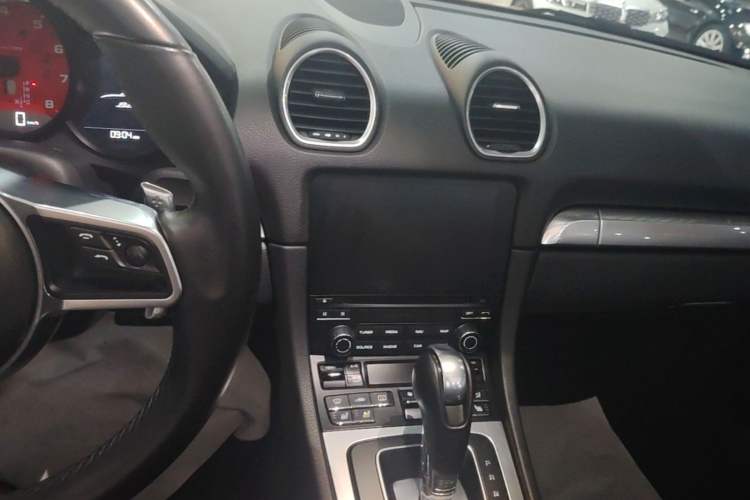 Used Porsche 718 2018 Boxster 2.0T
