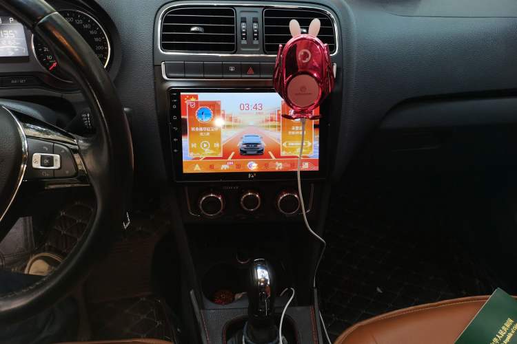 Used Volkswagen Polo 2016 1.6L Automatic Comfort Model