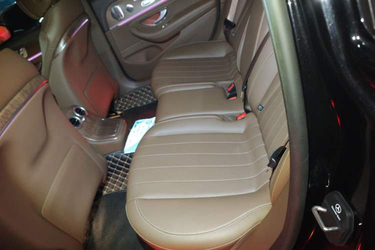 Used Mercedes-Benz E-Class 2023 Updated E 300 L Luxury Edition Left Rear Seat