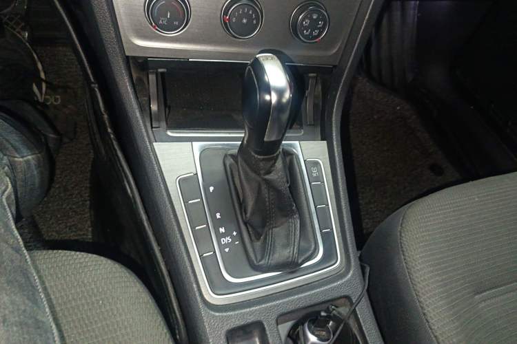 Used Volkswagen Golf 2015 1.4TSI Automatic Comfort Model