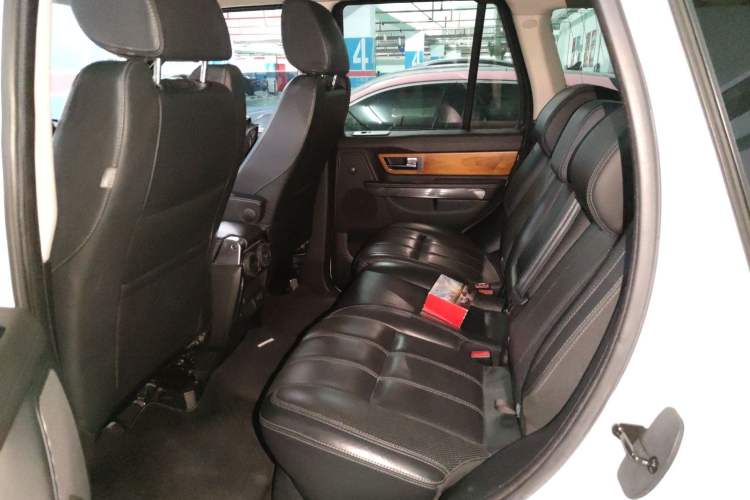 Used Land Rover Range Sport 2013 3.0 TDV6 Diesel Edition Left Rear Seat