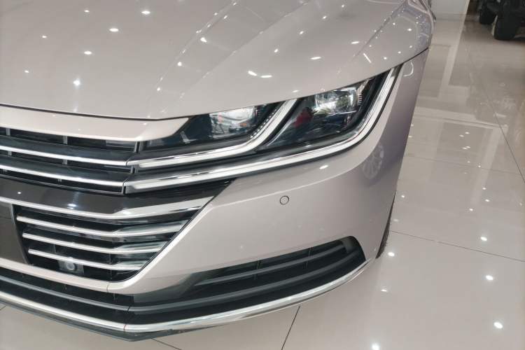 Used Volkswagen FAW-Volkswagen CC 2019 330TSI Huayan Edition China V Standard Left Front Headlight