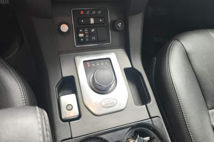 Used Land Rover Discovery 2014 3.0 SC V6 HSE
