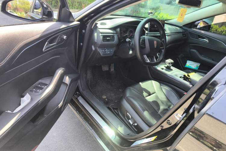 Used Hongqi H5 2022 Classic Model Facelift 1.8T Automatic Smart Connect Flagship Edition Driver Seat