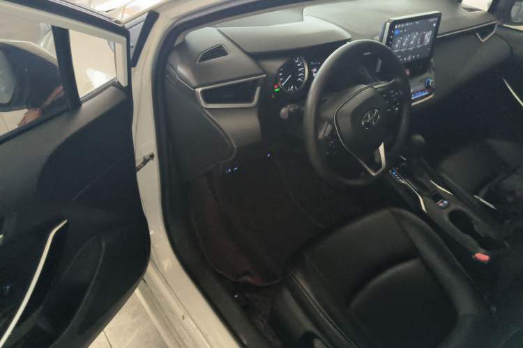 Used Toyota Corolla 2019 Dual-Engine 1.8L E-CVT GL-i Pioneer Edition