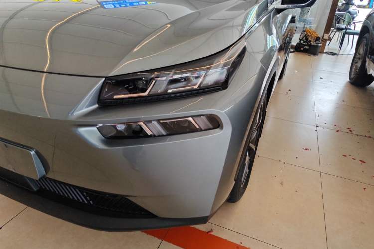 Used AION V 2021 Plus 70 Smart Technology Edition Lithium Iron Phosphate