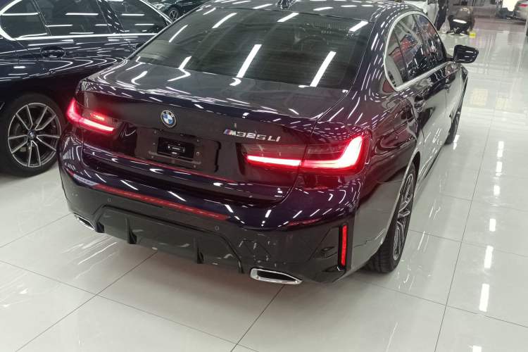 Used BMW 3 Series 2025 325Li M Sport Package Rear Right 45 Deg