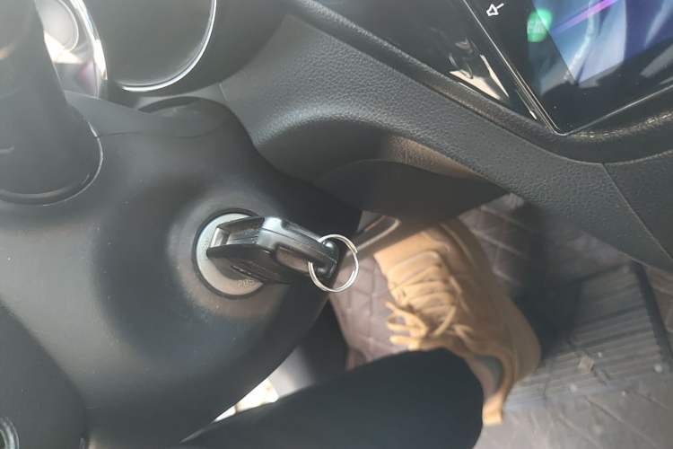 Used Kia K2 2011 Sedan 1.4L Manual Transmission GLS
