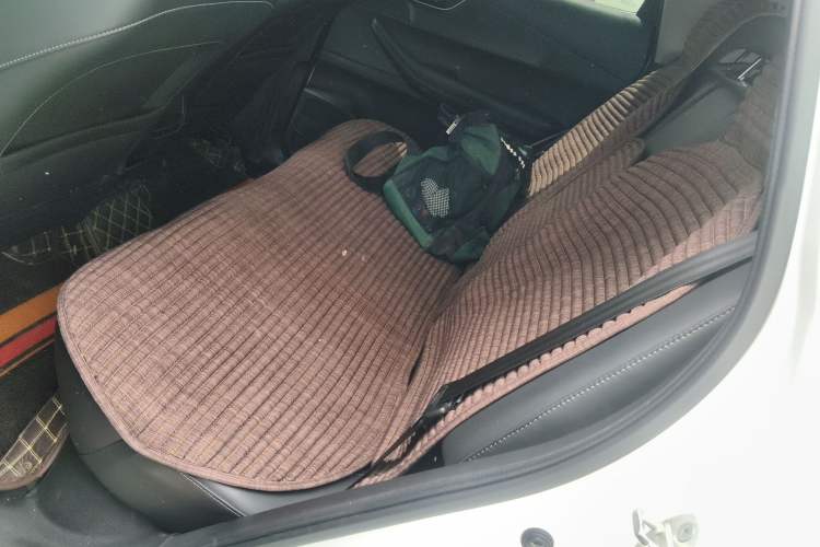 Used Chery Tiggo 5x 2020 1.5L Manual Fashion Edition Left Rear Seat