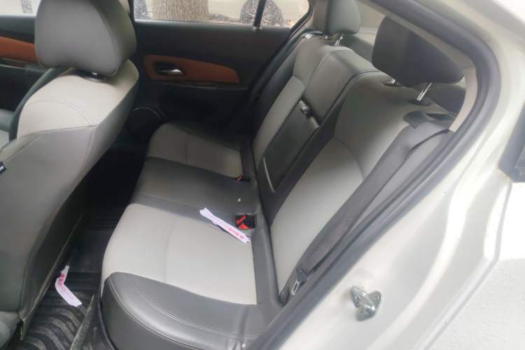 Used Chevrolet Cruze 2013 1.8L SE AT