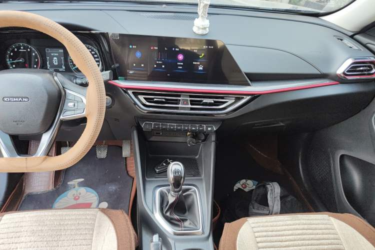 Used CHANGAN OSHAN X5 2021 Revised Version 1.6L Manual Luxury Edition
