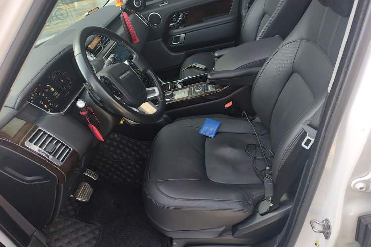 Used Land Rover Range 2021 3.0 L6 Centennial Edition Left Front Seat