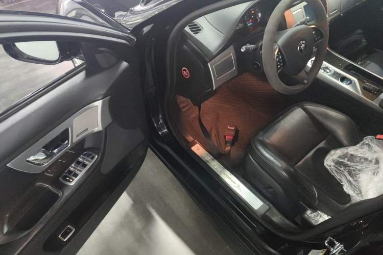 Used Jaguar XF 2015 XF 3.0 SC R-Sport Luxury Edition
