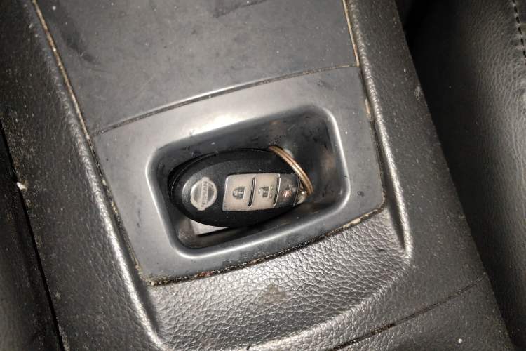 Used Nissan Tiida 2014 1.6L CVT Smart Model Vehicle Key