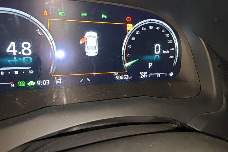 Used Toyota Camry 2021 Dual-Motor 2.5HG Luxury Edition Odometer Close Up