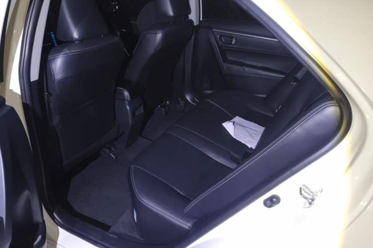 Used Toyota Corolla 2017 Revised Dual-Engine 1.8L E-CVT Elite Edition
