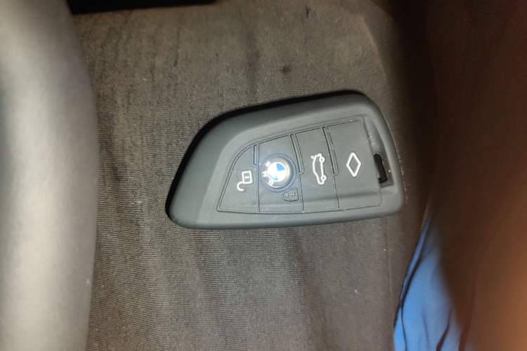 Used BMW 3 Series 2025 330Li M Sport Shadowline Package
