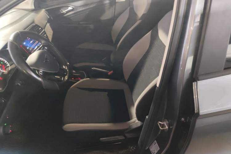 Used Jetta VS5 2021 280TSI Automatic Trend Edition
