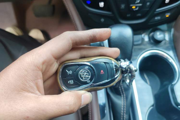 Used Buick Envision 2014 28T Four-Wheel Drive Luxury Model
